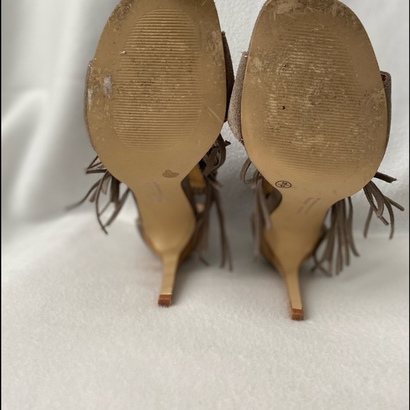 Chinese Laundry Sante Fe Grey Suede Leather Fringe Open Toe Sandals size 10 - Picture 11 of 16